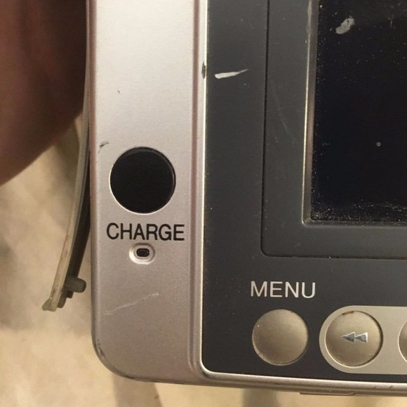 SHARP VL-A111 VIEWCAM 16X POWER ZOOM FOR PARTS ONLY UNTESTED SILVER NM 32296 - Picture 5 of 9